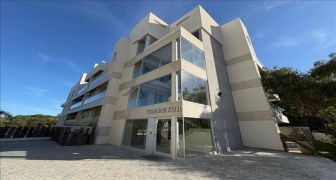 MODERNO DEPTO FRENTE AL MAR CON PILETA